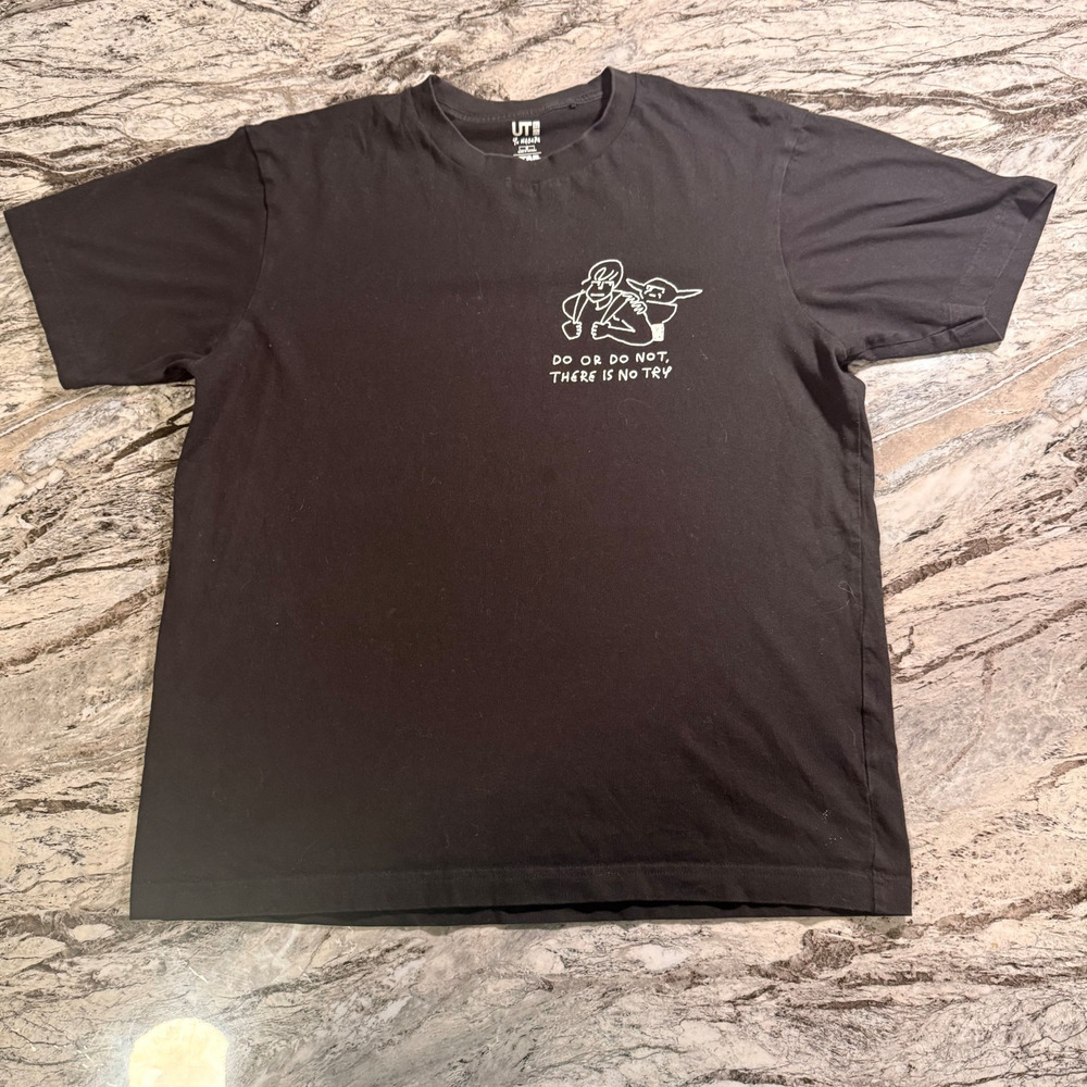 Star Wars Men's T-Shirt Short Sleeve Tee - BLACK - MEDIUM